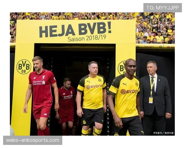 多特蒙德小胜奥格斯堡 两连胜暂居德甲第二 多特蒙德小胜奥格斯堡 两连胜暂居德甲第二