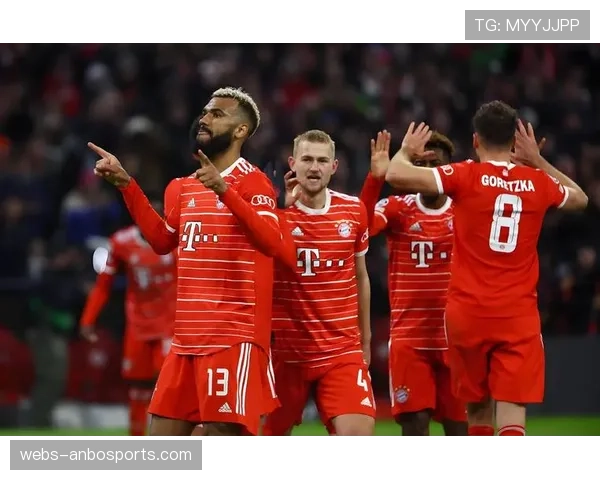 拜仁vs斯图加特VAR介入判罚，点球红牌改变局势